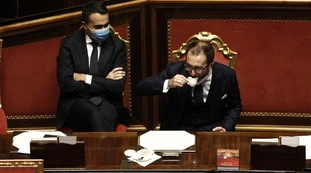 M5s, retroscena di Bruno Vespa: "Bonafede accusa Di Maio di averlo venduto e chiede vendetta a Conte"