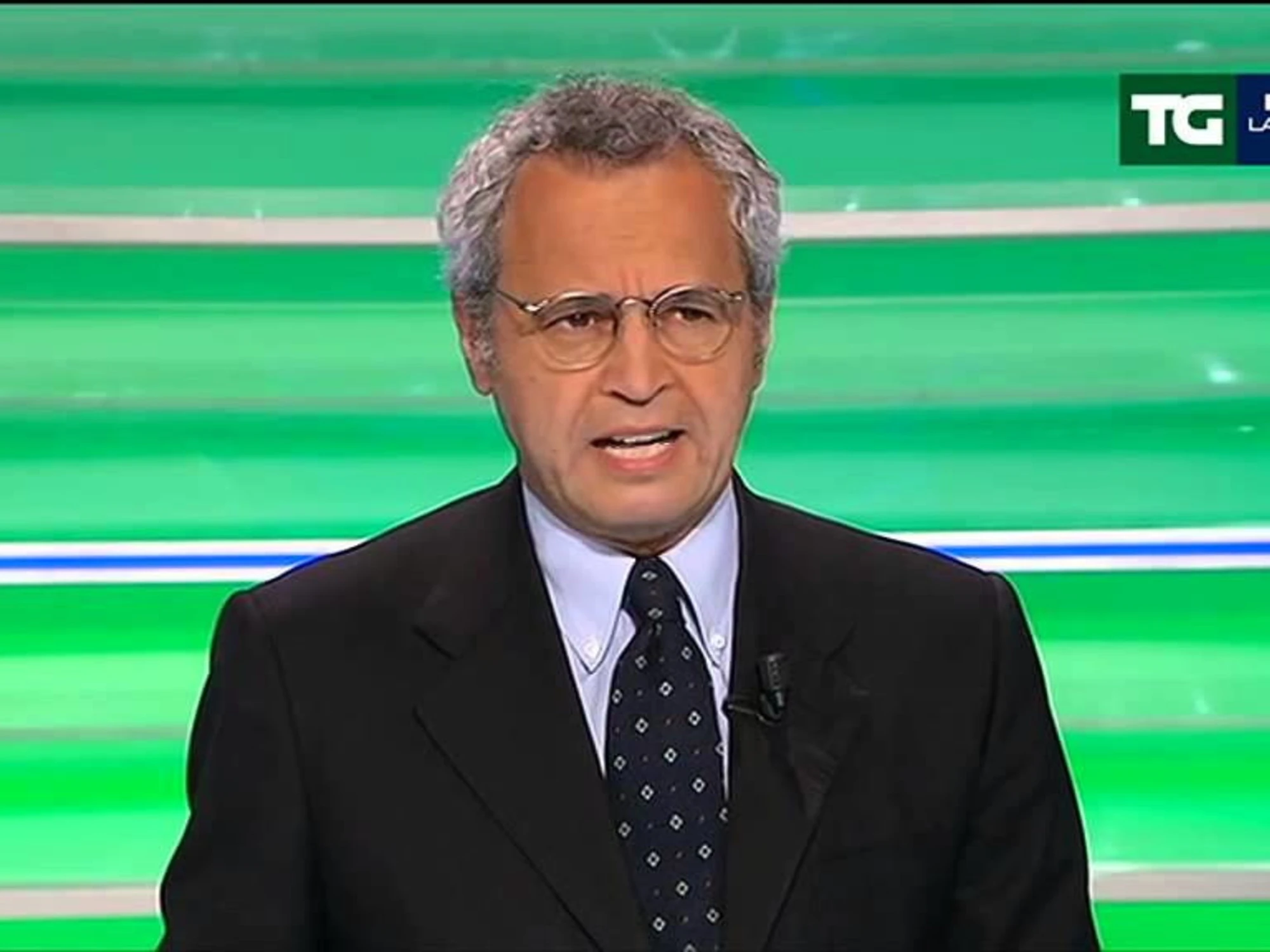 Flotilla, Mentana spiana Maria Elena Delia: "Non prendo lezioni dagli asini"