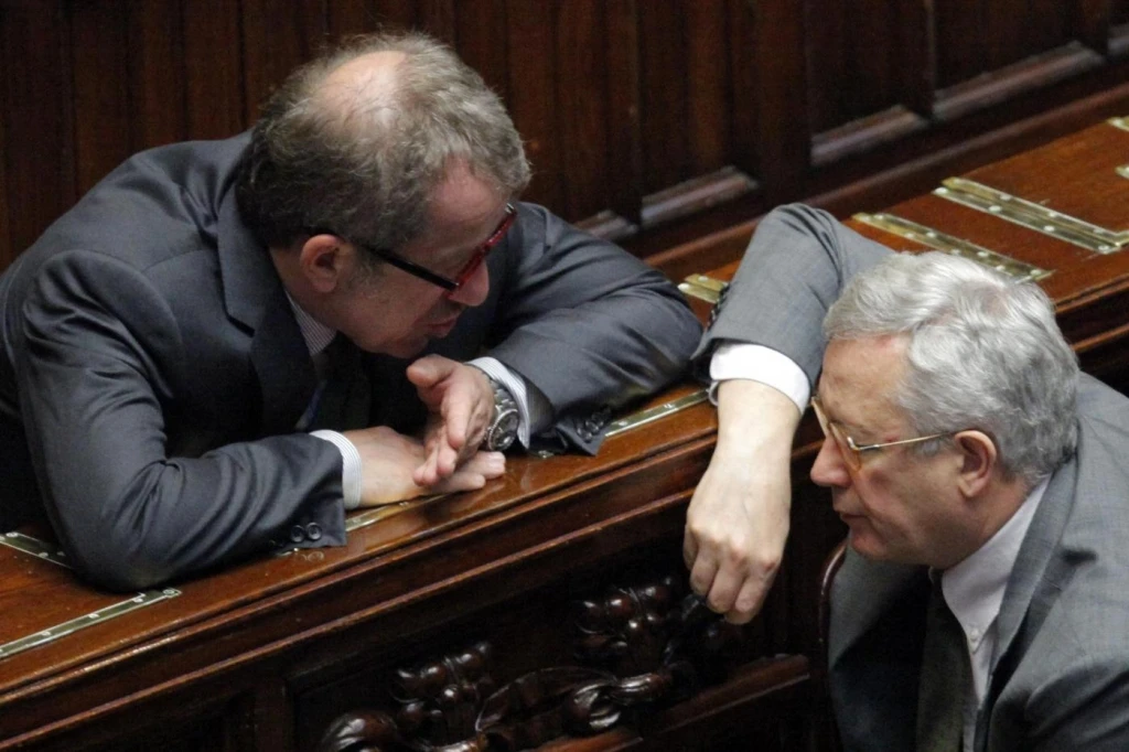 Maroni, assist a Tremonti: "Geniale, sarà utile alla Lega"