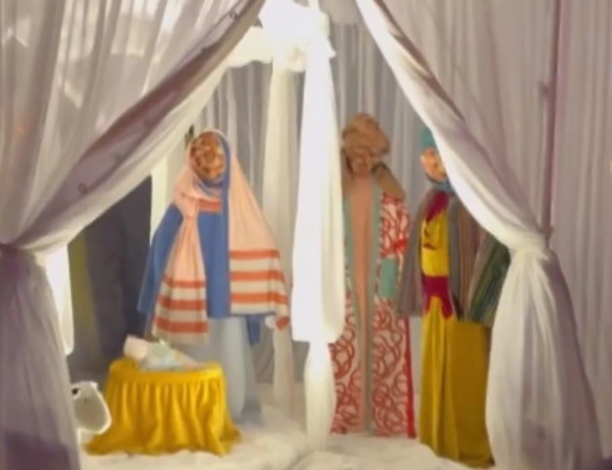 Presepe "inclusivo", Maria, Giuseppe e Gesù senza volto: scoppia il caos a Bruxelles