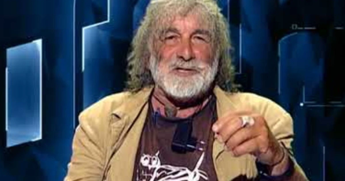 Mauro Corona, la frase sfuggita all'amico intimo: "Come fossero Belen". Impensabile passione segreta