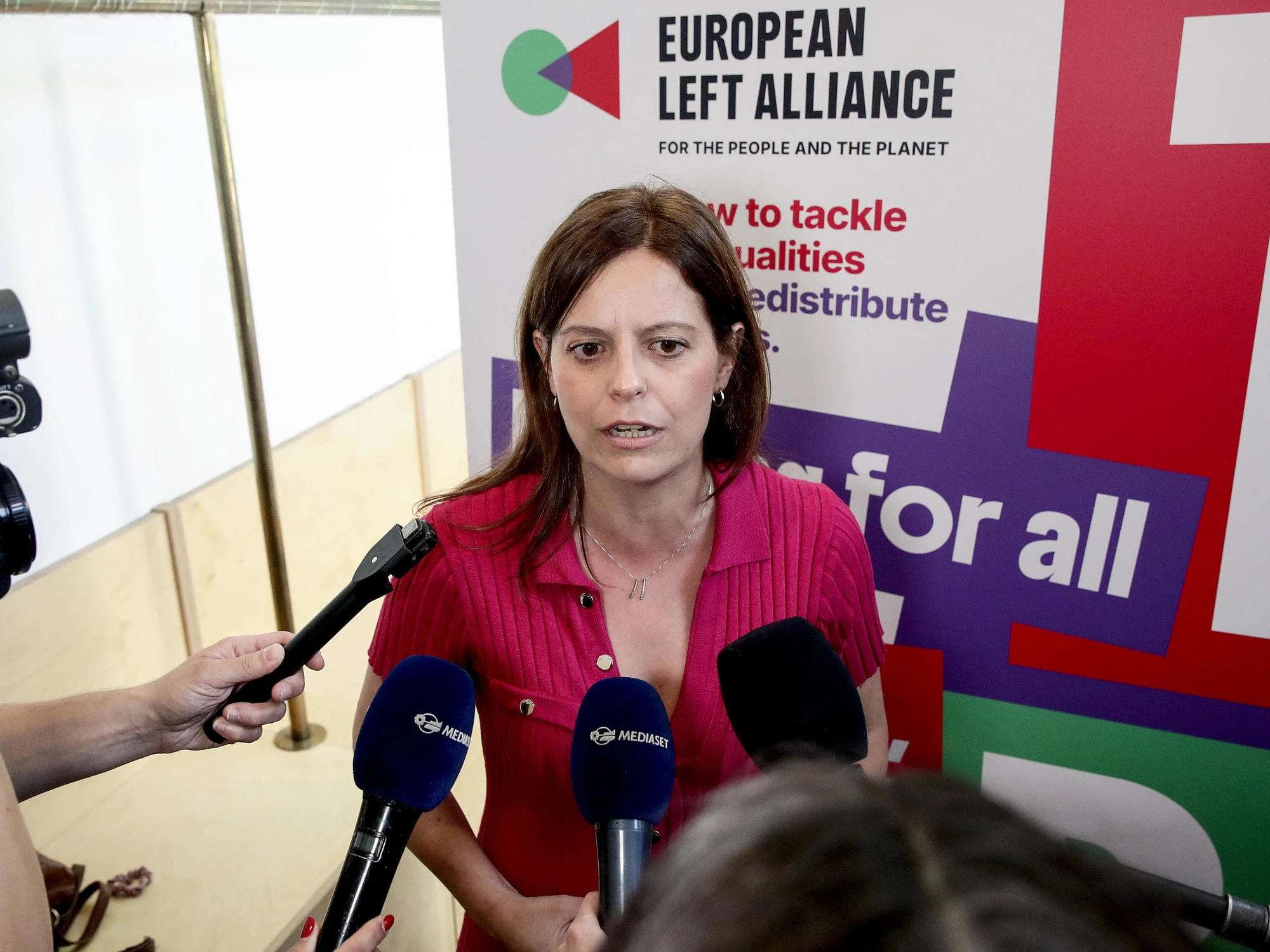 Ilaria Salis nei guai: "Paga, basta equivoci", dopo il conto pignorato...