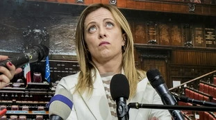 Giorgia Meloni contro Giuseppe conte sul dl semplificazioni: "Farsa continua, il testo non c'è"