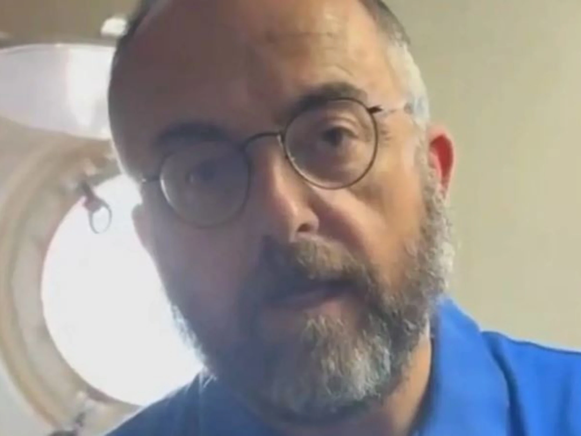 Mediterranea, il capomissione Caccia: "Io resto qui", l'ultima sfida al governo