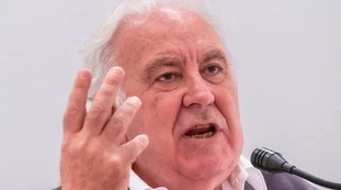 Michele Santoro ha copiato il simbolo del partito? Si muovono i legali