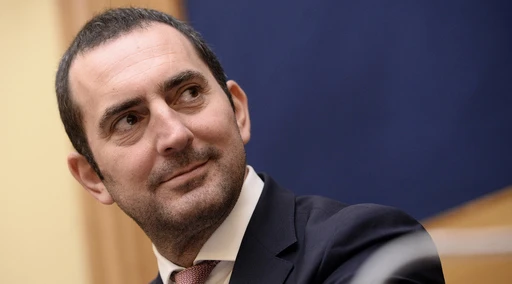 Serie A, Vincenzo Spadafora: "Non demonizzo il calcio. Ripartenza solo in sicurezza"