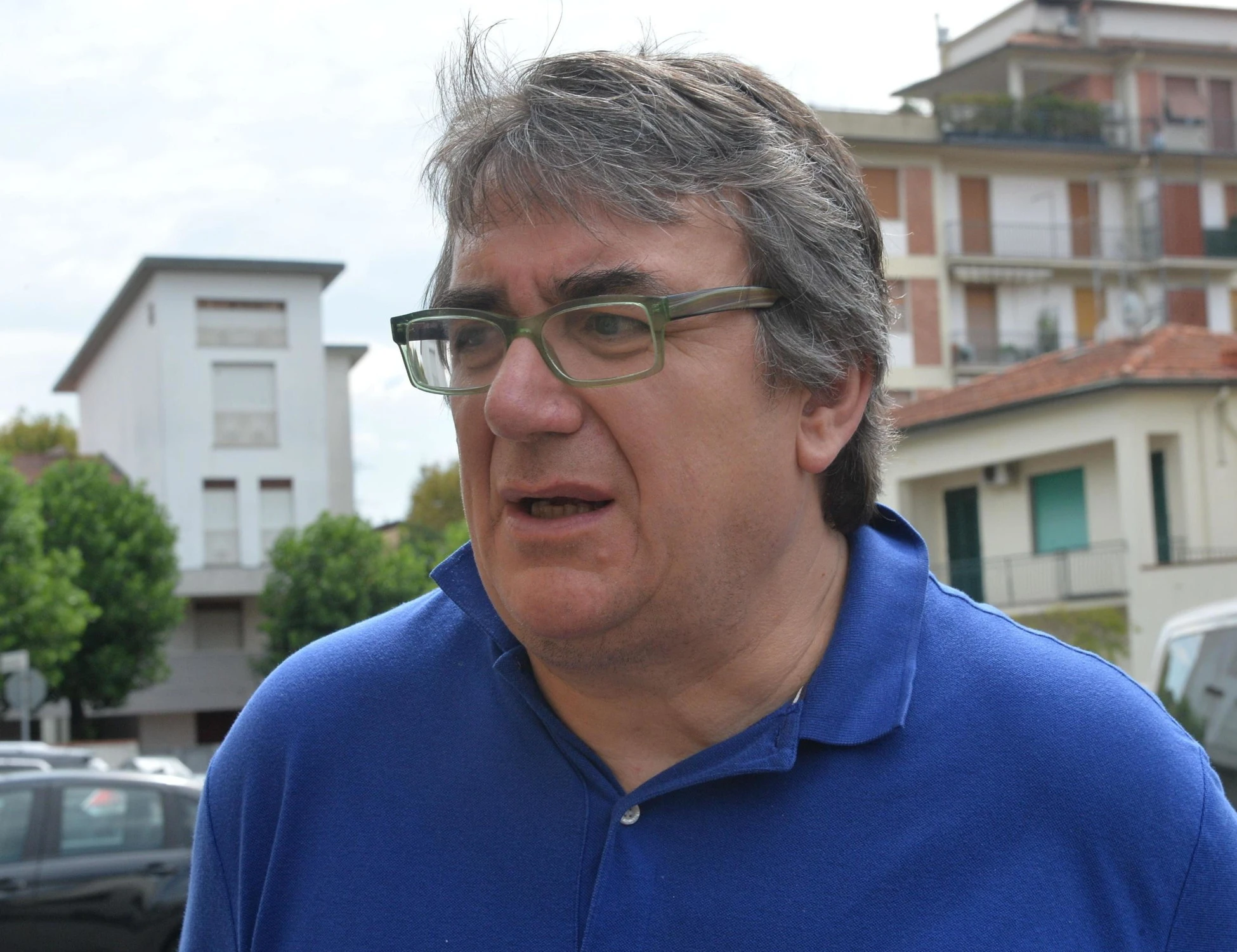 Don Massimo Biancalani, rimosso il prete dei migranti: ecco perché