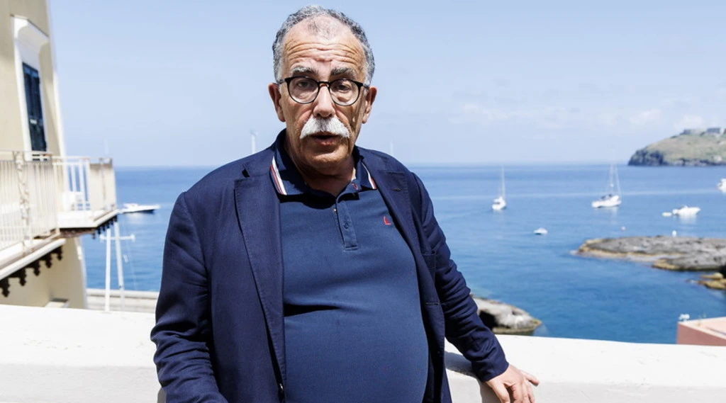 Giorgia Meloni a Caivano? Ruotolo in tilt: "Cosa è andata a fare lì..."