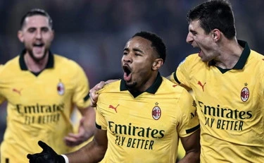 Bologna-Milan, tris rossonero: Allegri non molla l'Inter