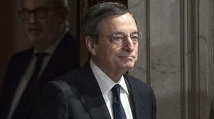 Mario Draghi parla da premier mentre Giuseppe Conte tace: "Coronavirus, test di massa e tracciamento"