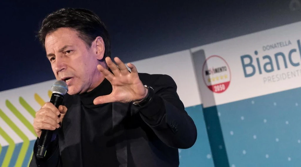 Giuseppe Conte, "perdono gli amici della Meloni": l'ultima sparata
