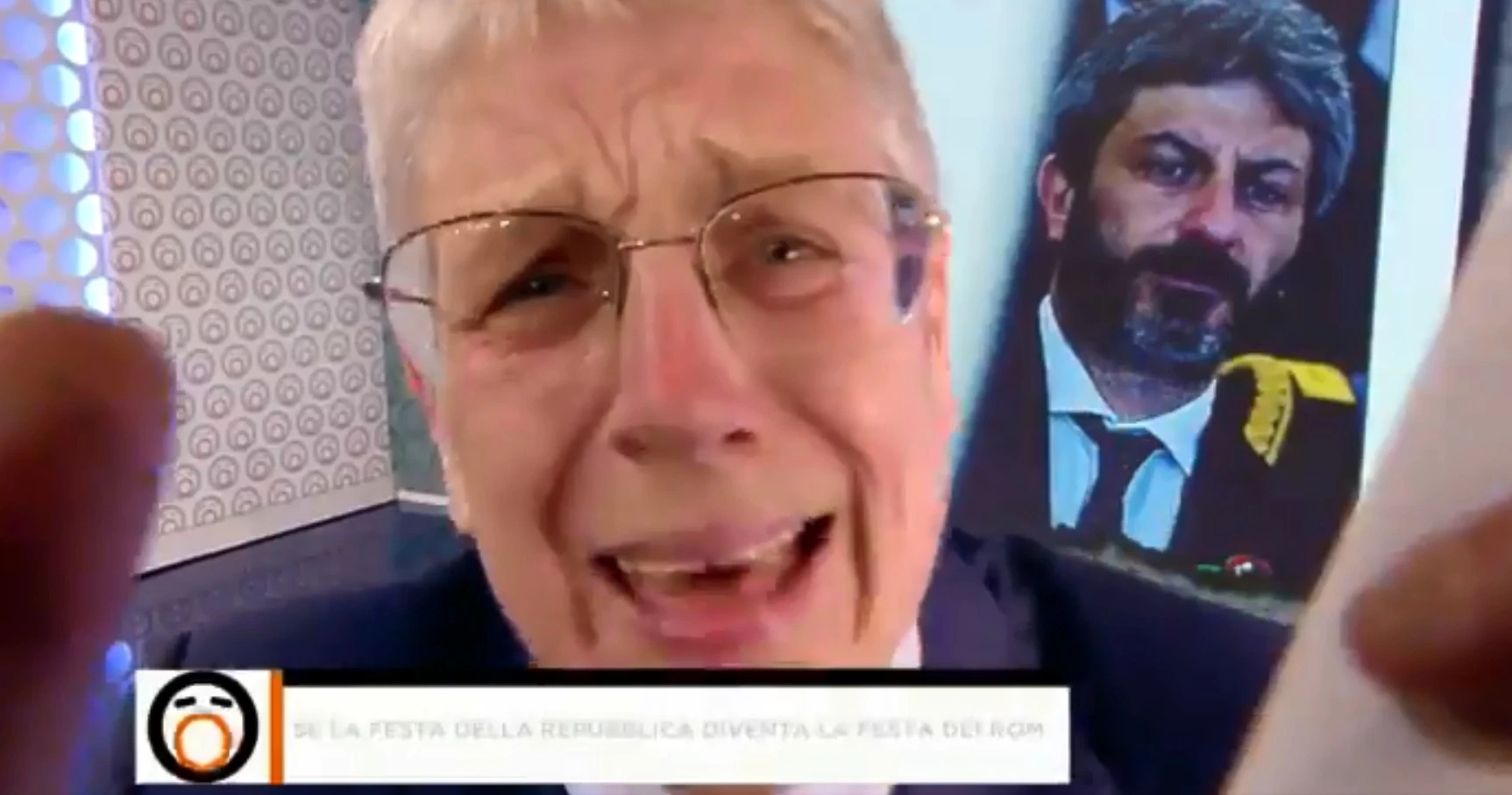 Fuori dal Coro, Mario Giordano distrugge Roberto Fico: "Offesa ai morti, una barzelletta"