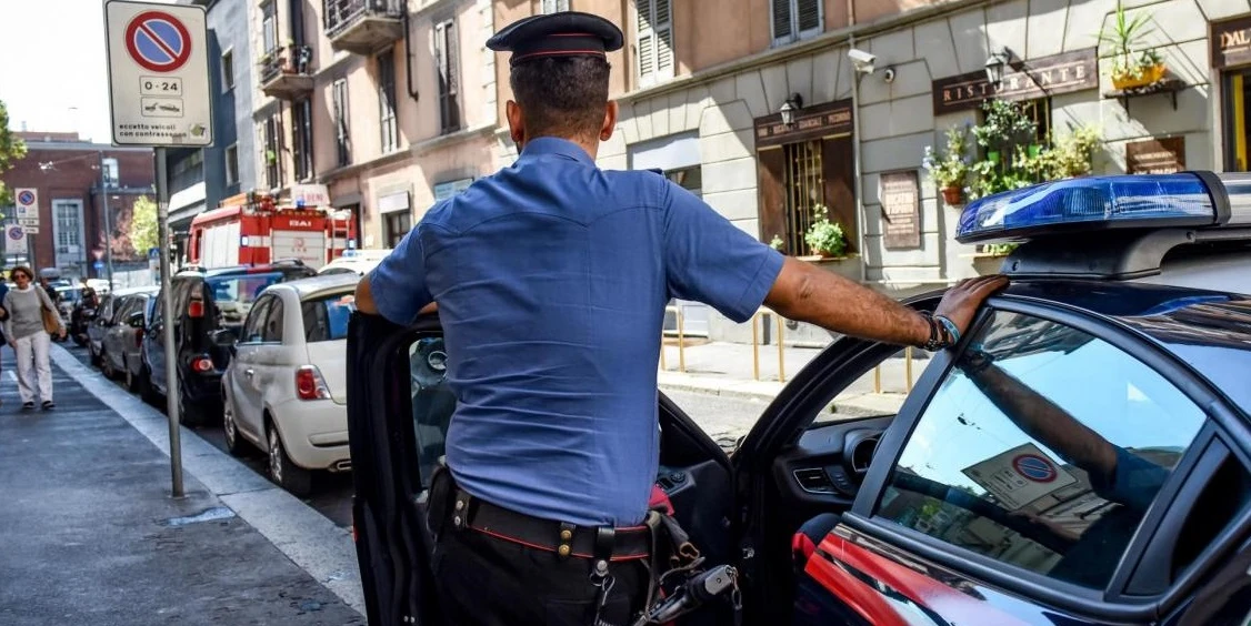 Romeno senza documenti picchia due pensionate per strada: una è in fin di vita