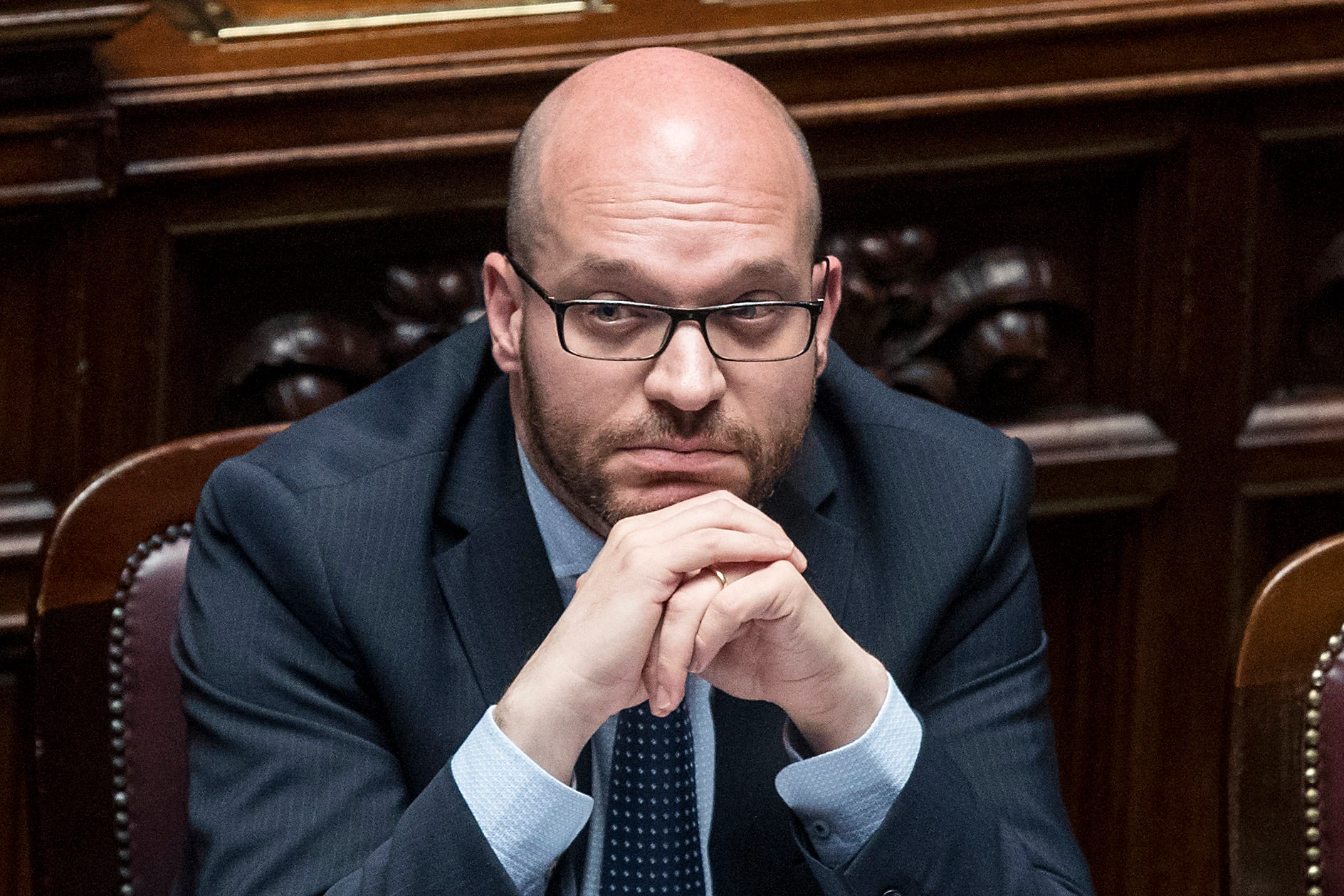 Enrico Mentana sbrana il ministro Fontana: "Dice cose gravi". La provocazione