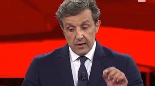 L'Eredità, Flavio Insinna annuncia grandi cambiamenti: "La vita con il virus è più dura"