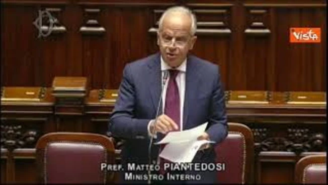 Piantedosi: "Valutiamo misure per migliorare la sicurezza dei cortei"