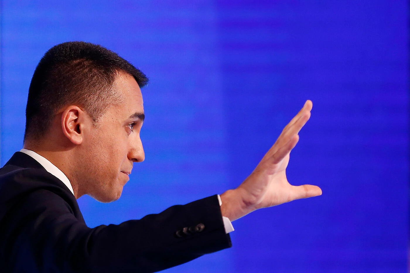 Luigi Di Maio bastona Salvini e Grillo: "Niente ritorni all'origine e non si deve andare avanti a ogni costo"