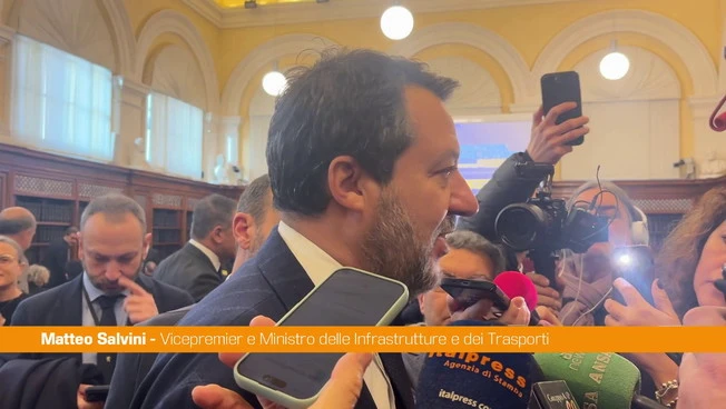 Balneari, Salvini "L'Europa mette all'asta le spiagge italiane"