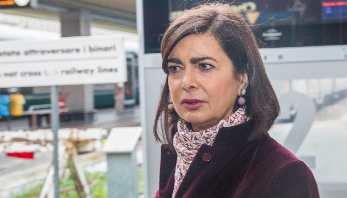 Laura Boldrini impala Luigi Di Maio: "I leoni che festeggiavano a Palazzo Chigi sono diventati pecorelle"