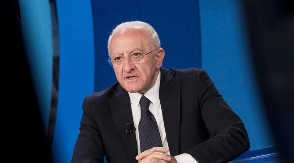 Caivano, la dura nota del governo: "De Luca? La cambieremo nonostante menefreghismo"