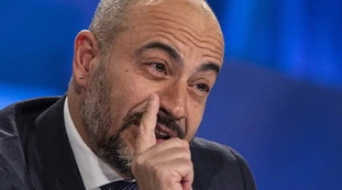 Gianluigi Paragone, un kamikaze a Milano: chiede il riconteggio dei voti? Ecco il risultato: che figuraccia...