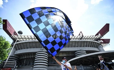Inter, l'agente di Carlos Augusto: "Perché sono inc***ato con loro"