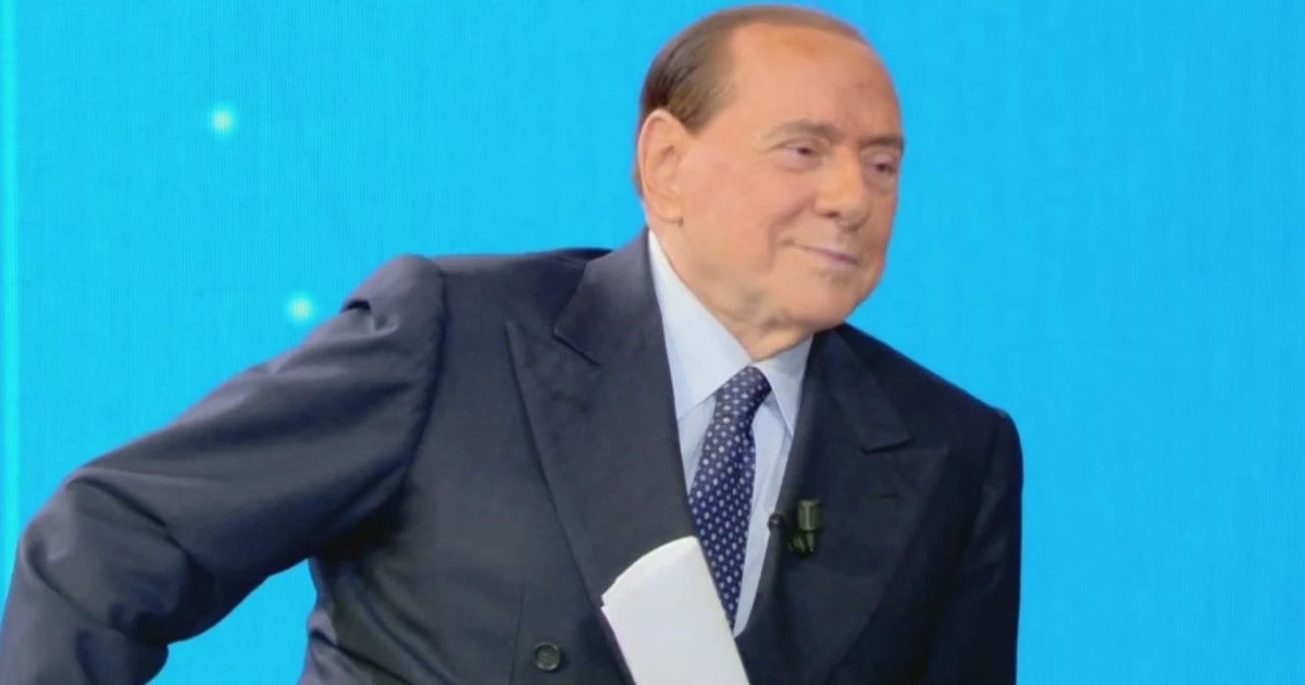 Silvio Berlusconi, la quarantena in villa con parco dalla figlia Marina: "Lo so, sono fortunato"
