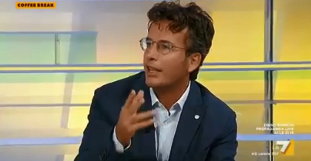 Diego Fusaro scende in campo: l'ultima idea per colmare "il vuoto del sovranismo-populista di sinistra"