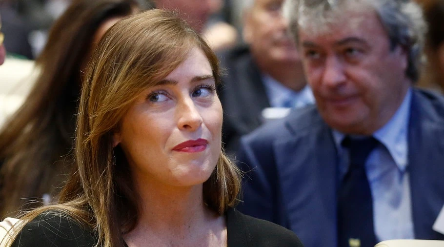 Quirinale, la legge per fregare il centrodestra nel dopo-Mattarella: tra i firmatari Maria Elena Boschi