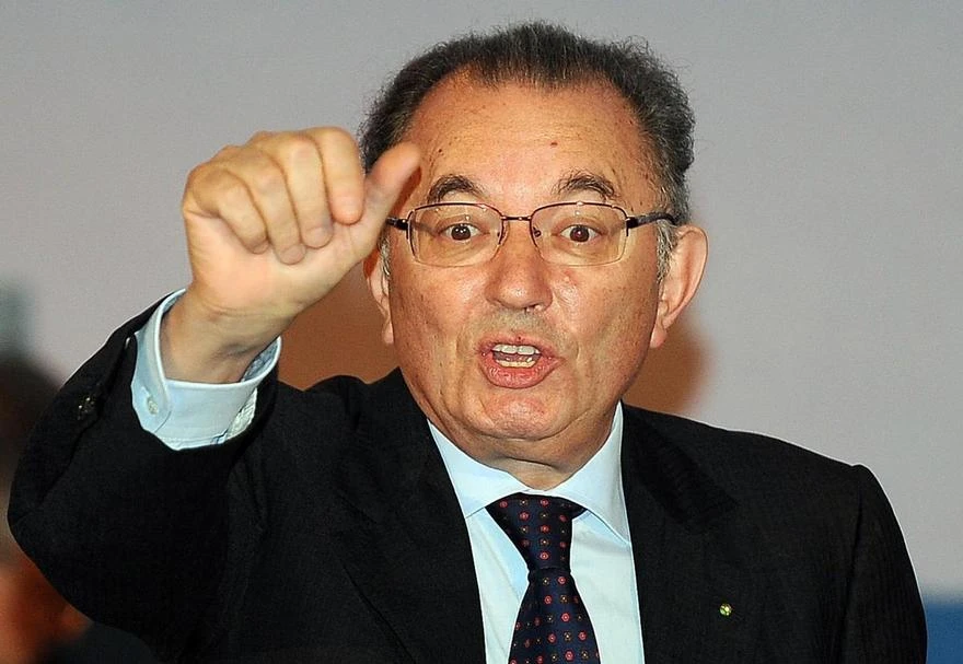 Confindustria contro Renzi. Squinzi: "Magari vado in Svizzera"