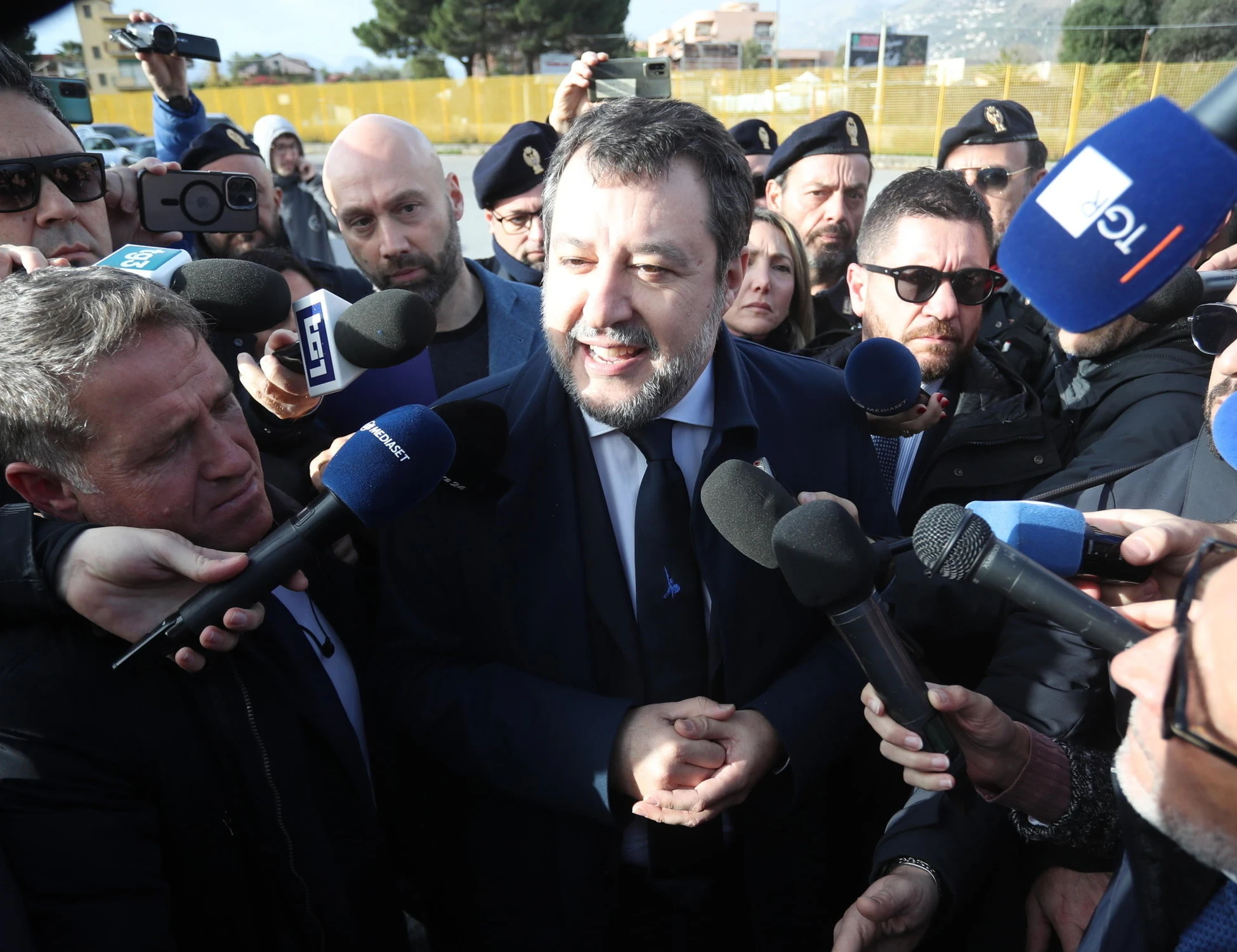Open Arms, "nessun obbligo per l'Italia": perché Salvini è stato assolto