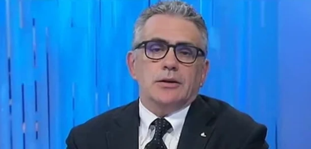 Coronavirus, più di mille i contagi in Italia e Pregliasco: "C'è il rischio che si debba fare altri sacrifici"