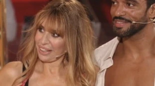 Ballando con le Stelle, dramma per Alessandra Mussolini: cade di faccia, corsa in ospedale