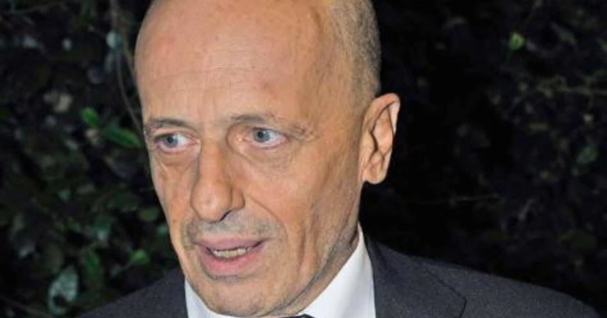 Coronavirus, Alessandro Sallusti: "Adesso niente teste di ca***"