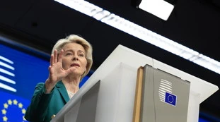 Ursula von der Leyen sempre più a destra: ecco il suo manifesto elettorale