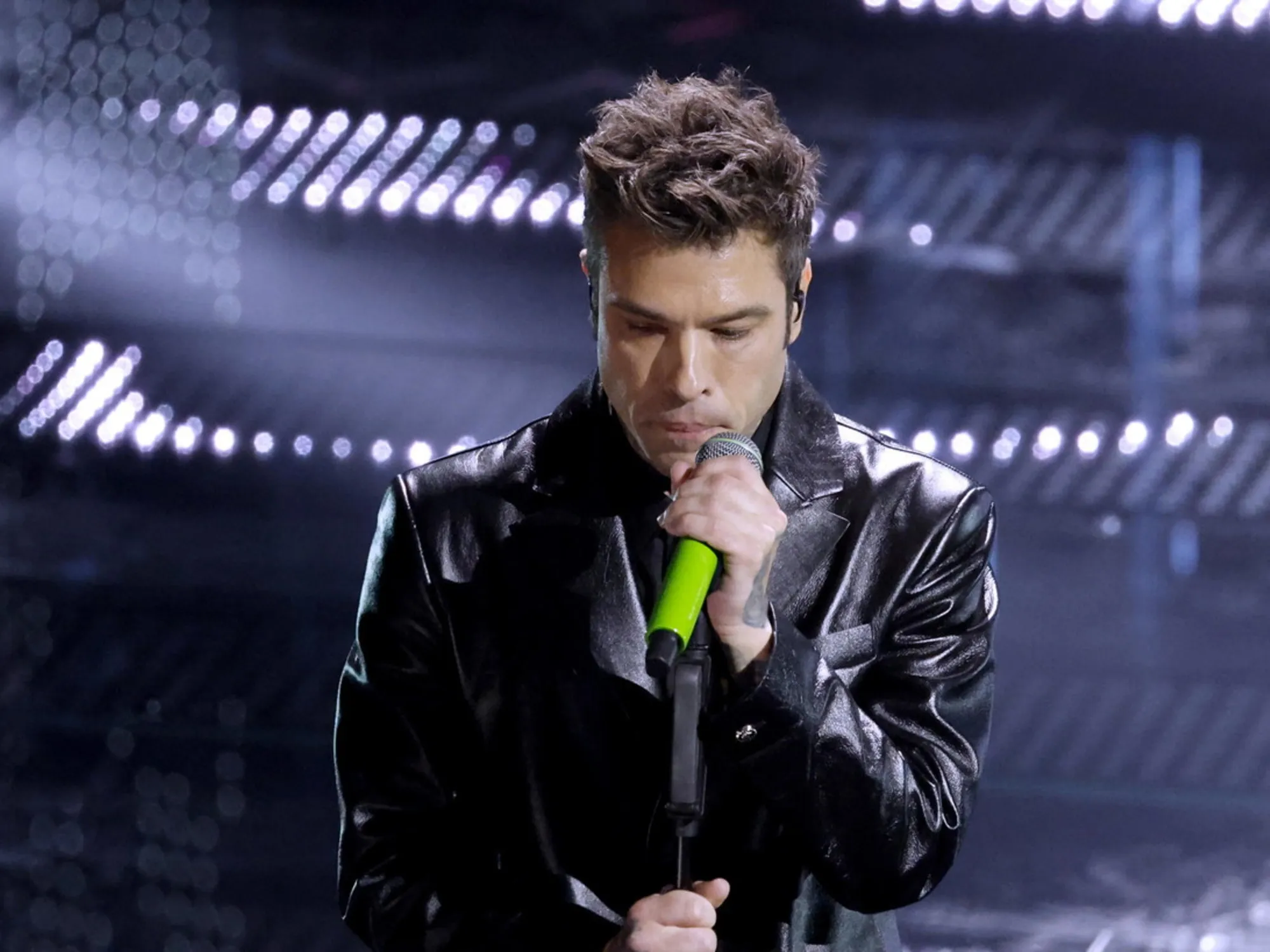 Leggi l'articolo: Fedez trasferito all'ospedale Humanitas: le sue condizioni