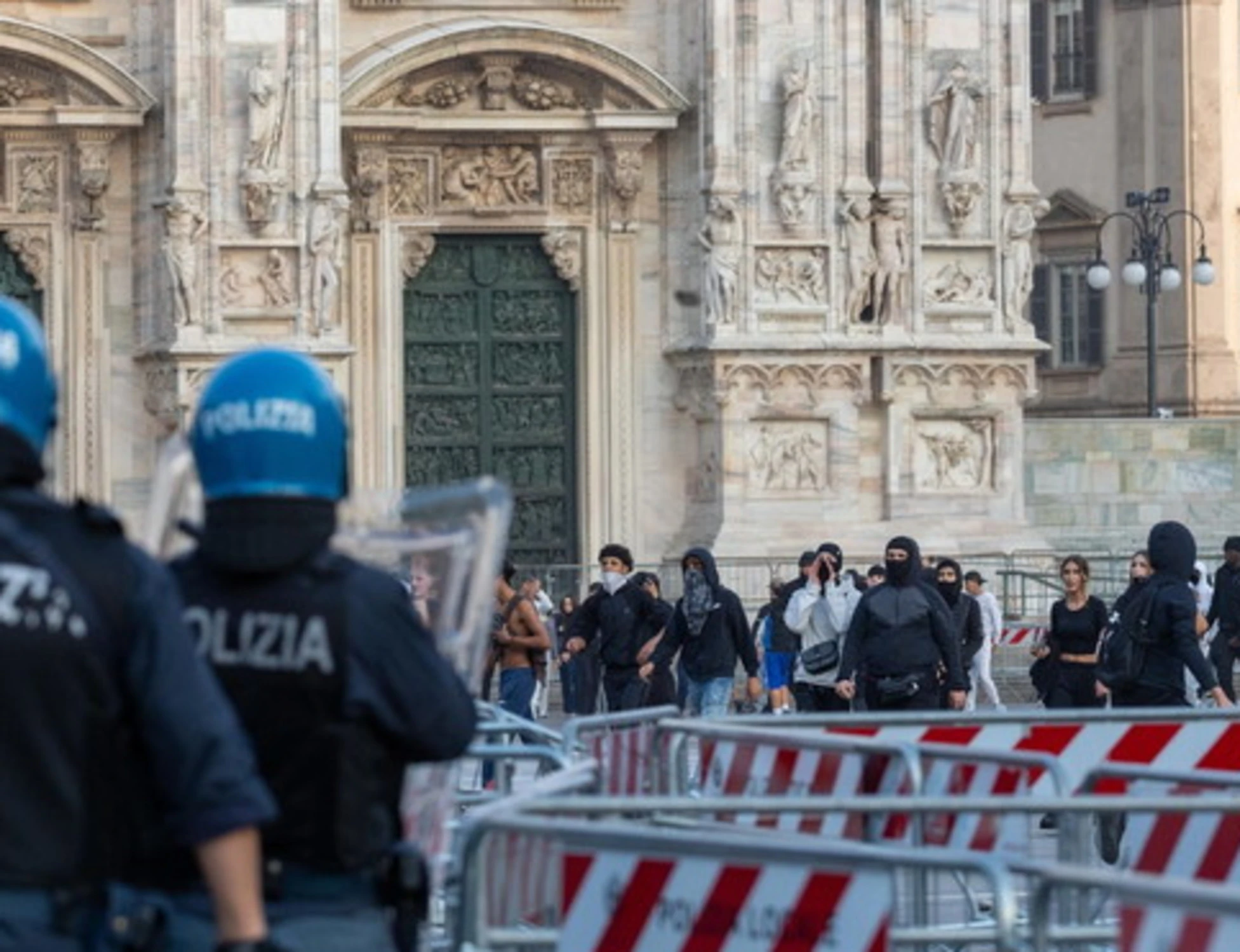 Dl Sicurezza, la stretta anti maranza piace a 6 ragazzi su 10: il sondaggio che annienta la sinistra