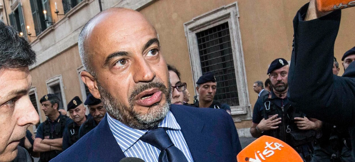 Gianluigi Paragone, il ritorno: Mes, guida la fronda M5s per far cadere il governo Conte-bis