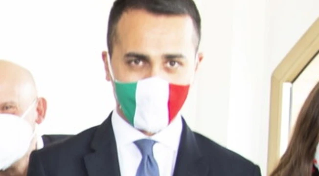 Silvia Romano, il riscatto? Luigi Di Maio inguaia Giuseppe Conte: in cerca di vendetta al Copasir