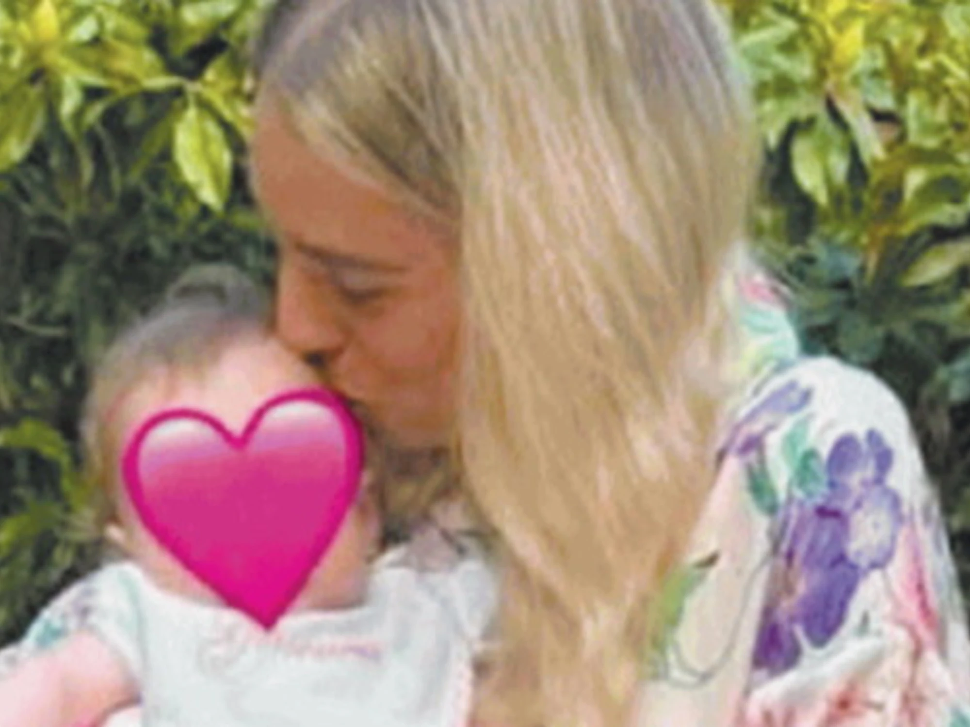 Pd, la vergogna contro l'assessore mamma da 4 mesi: "Imbarazzante"
