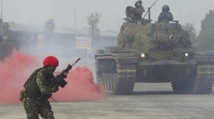 Cina-Usa, la guerra non è solo fantasia: "Disastro globale insostenibile"