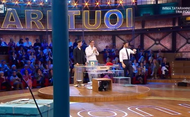 Affari Tuoi, "ma sei sicuro?": Herbert mette in difficoltà De Martino