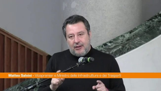 Salvini "Quanti fronti aperti prima che saltino bilanci di famiglie e aziende?"