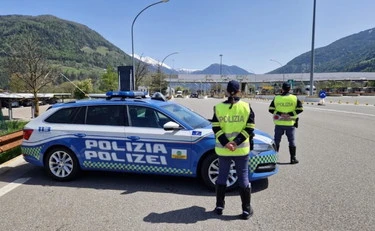 https://media.liberoquotidiano.it/b5-cvKN9ak2GVVfJMiH9O3etK_XbRrK4BUqyXw5iAKs/width:800/quality:90/aW1hZ2VzLzIwMjUvMDkvMTMvMTMwODE3Mzc2LWI1ZDZhNjk2LWVlYjgtNDkwOC1hMTcwLTEwNGRhM2NmYTU0Yy5qcGc.webp