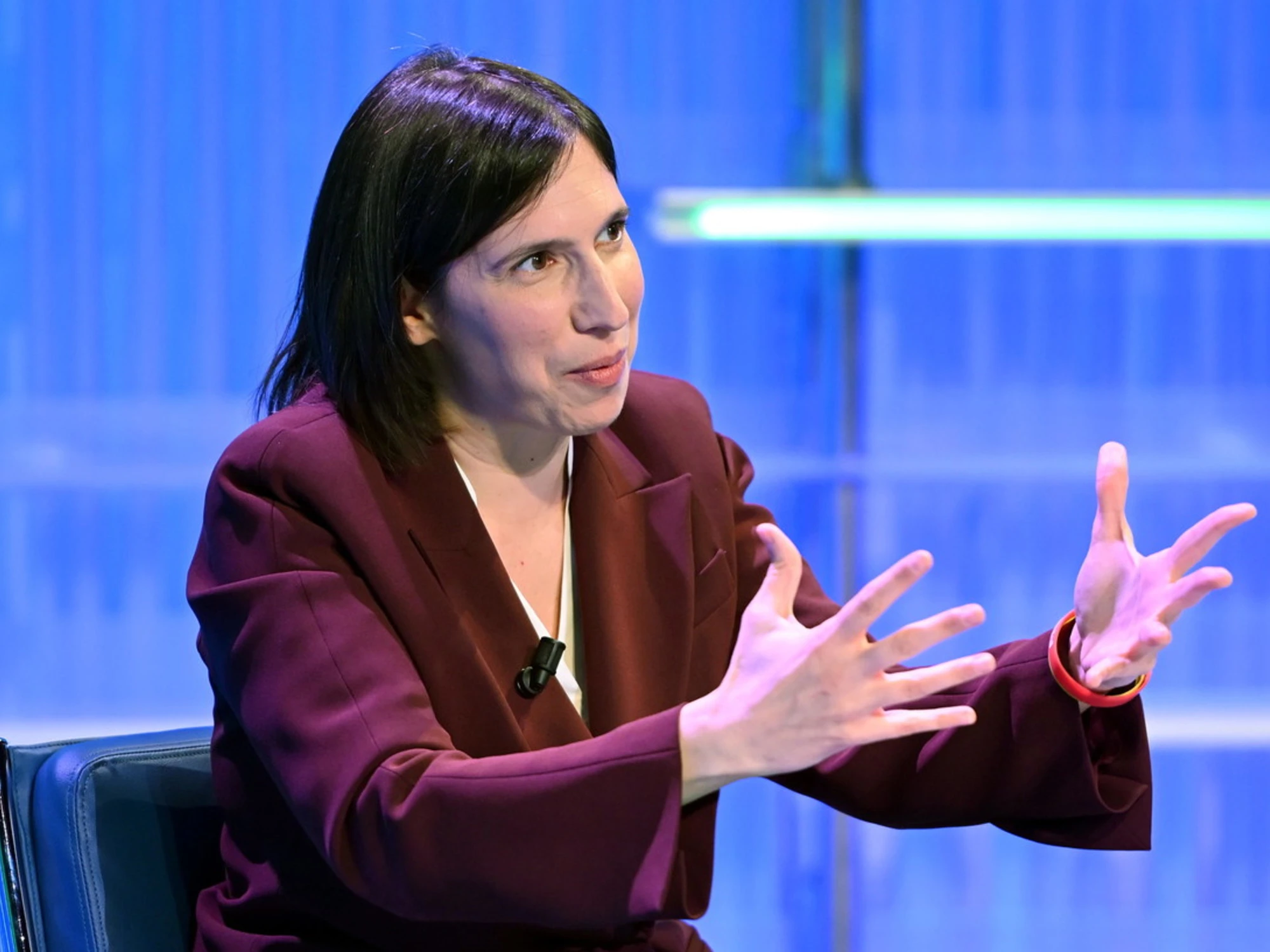 Giuseppe Conte, un libro per far fuori Elly Schlein: cosa sta succedendo