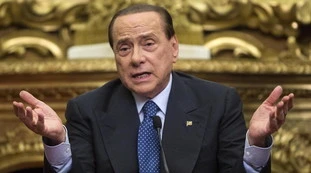 Silvio Berlusconi, "gli servono 50 voti": la "tragica conta" sul Quirinale, panico al Fatto