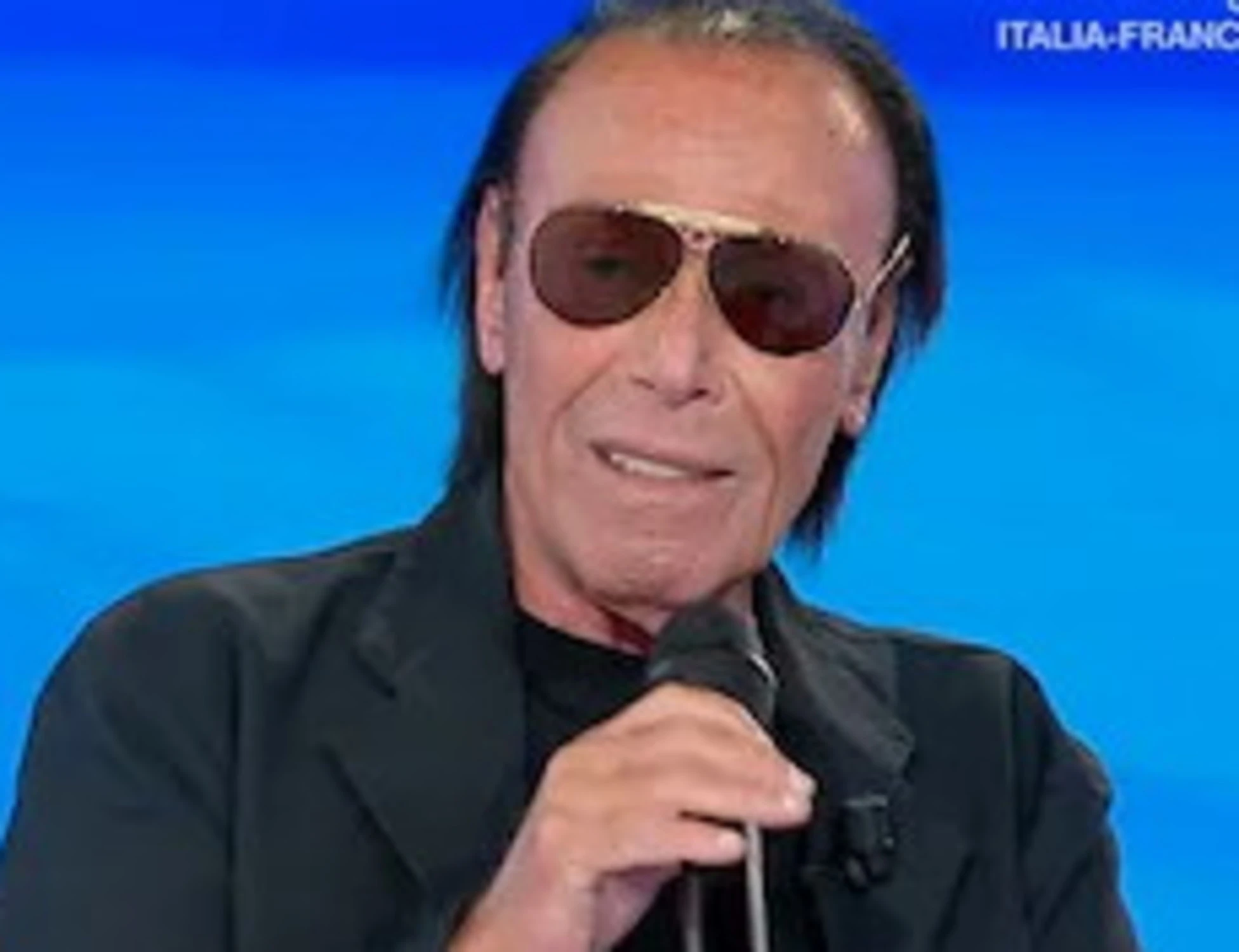 Domenica In, Venditti spiazza la Venier: "Tu sei strana"