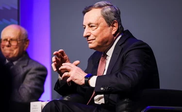 Mario Draghi sferza la Ue: "Nulla sarà più come prima. Ora accordo con gli Usa"
