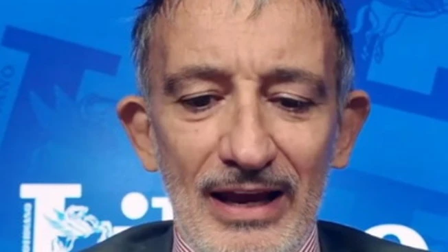 Non fidatevi: Augias e Gabanelli ci prendono per il sedere