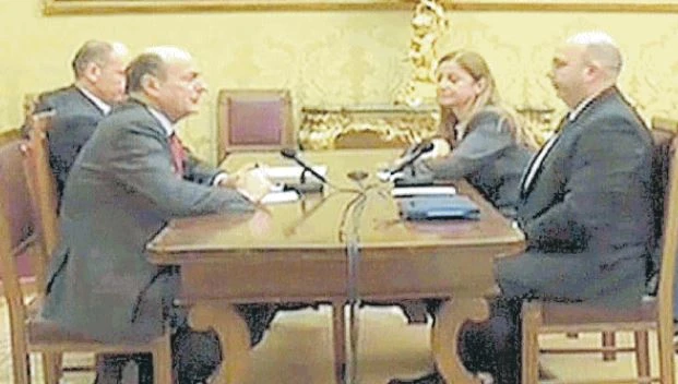 Pierluigi Bersani, la auto-umiliazione. Scrive a Repubblica: "Molti mi chiedono...", tragica figuraccia